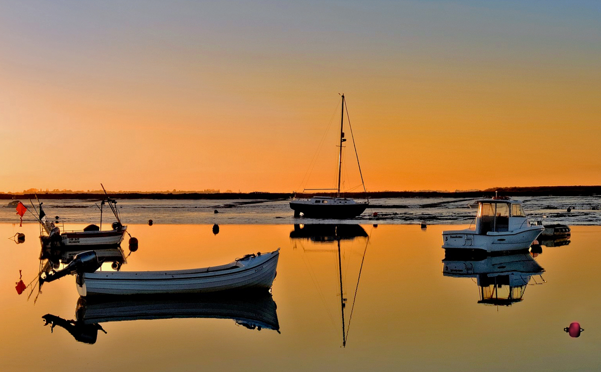 Boats at Sunset - Alan Moran